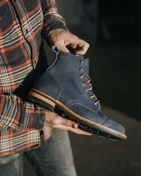 

Men New Fashion Pu Leather Lace-Up Low Heel Round Toe Ankle Shoes Male Vintage Classic Casual British Retro Martin Boots 4M081