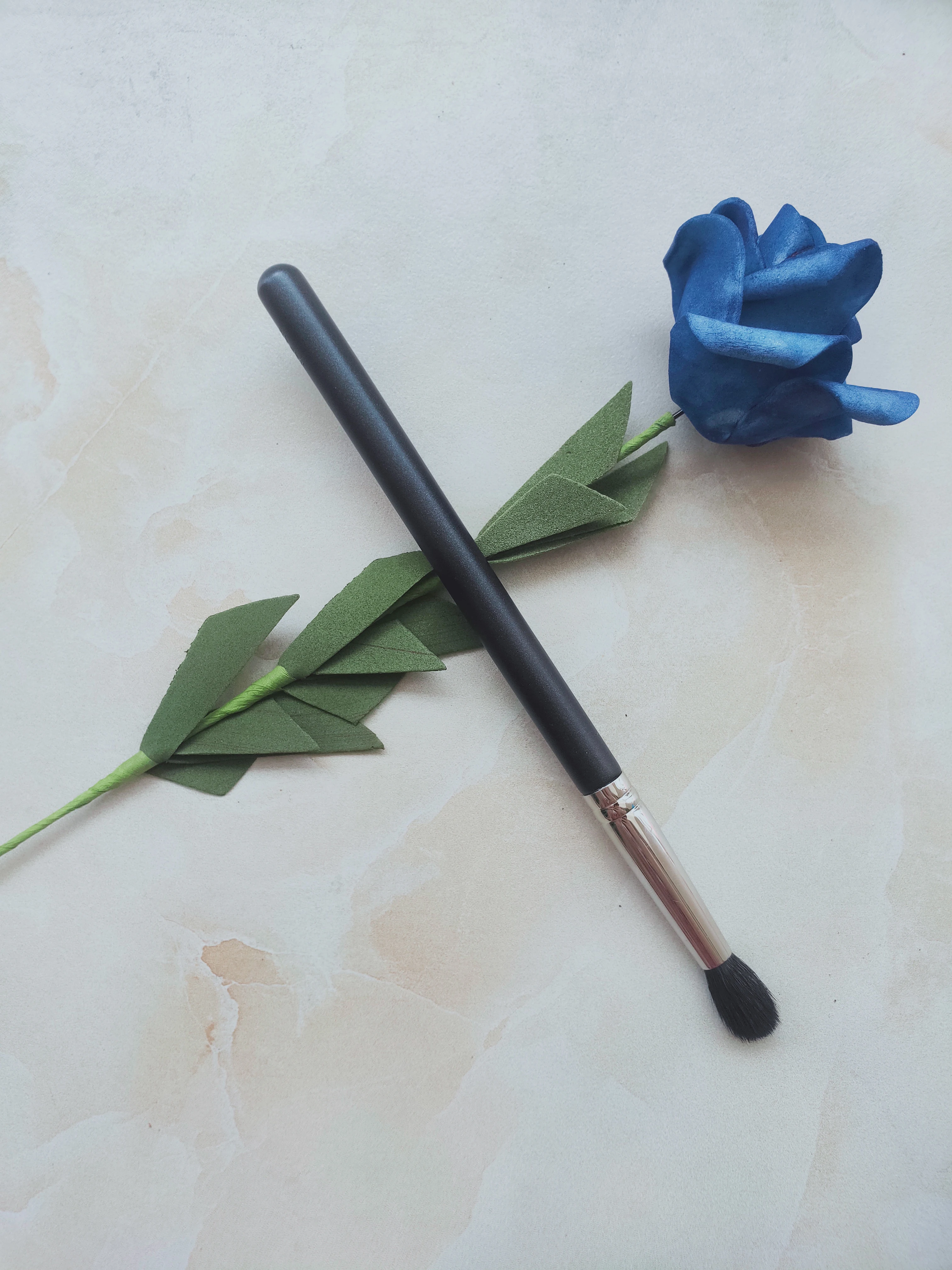 

1Pcs Fashion High Quality Eye Makeup Brush Eyeshadow Eyeshadow Smudge Brush Tassel Kabuki Multi-Function Beauty Tools