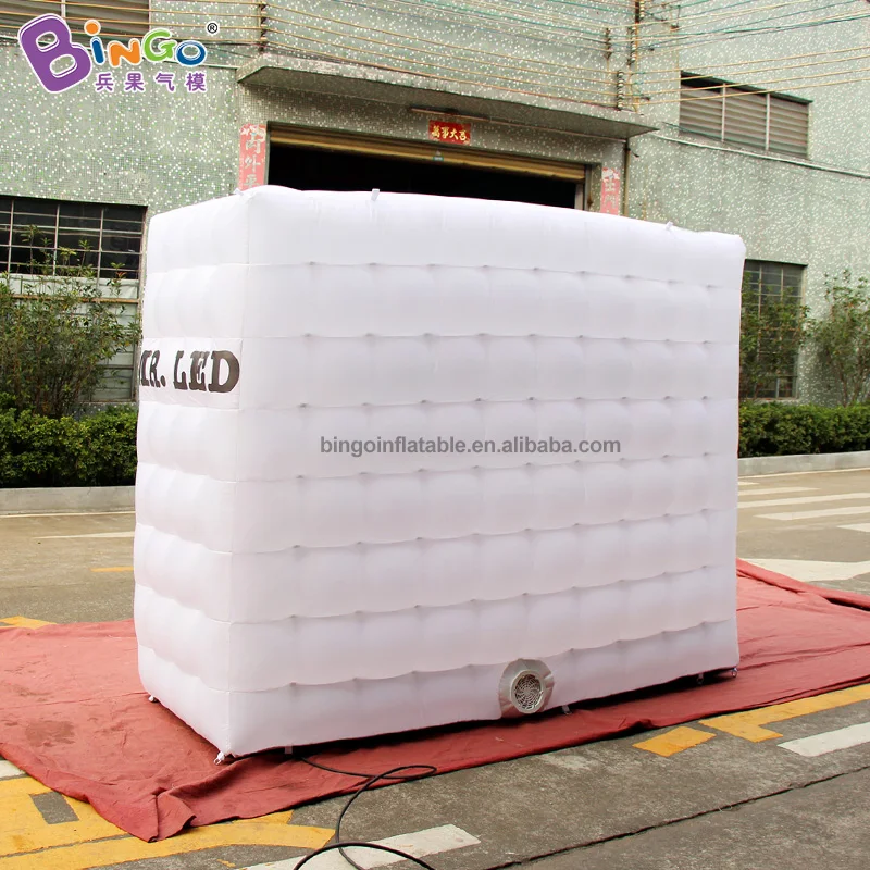 Custom made 2.5x1x2 Meters LED Inflatable Wall / Inflatable Wall Divider Toy Tents 2