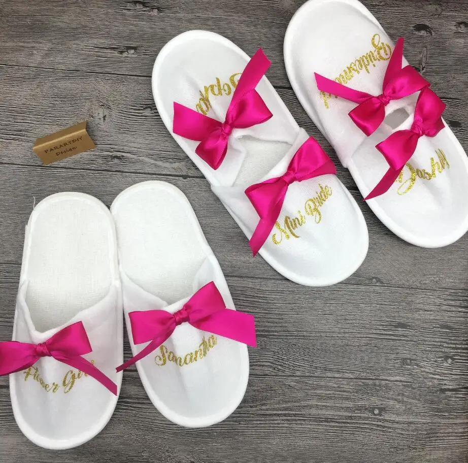 

Custom Bridesmaid Slippers, Personalised Wedding Slippers, Bride Slippers, Bridesmaid Gift,Bridal Party,Spa Slippers with bows
