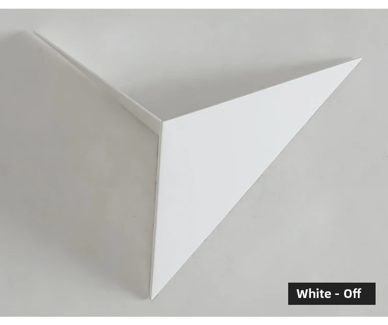 triangle-wall-light-0015_01
