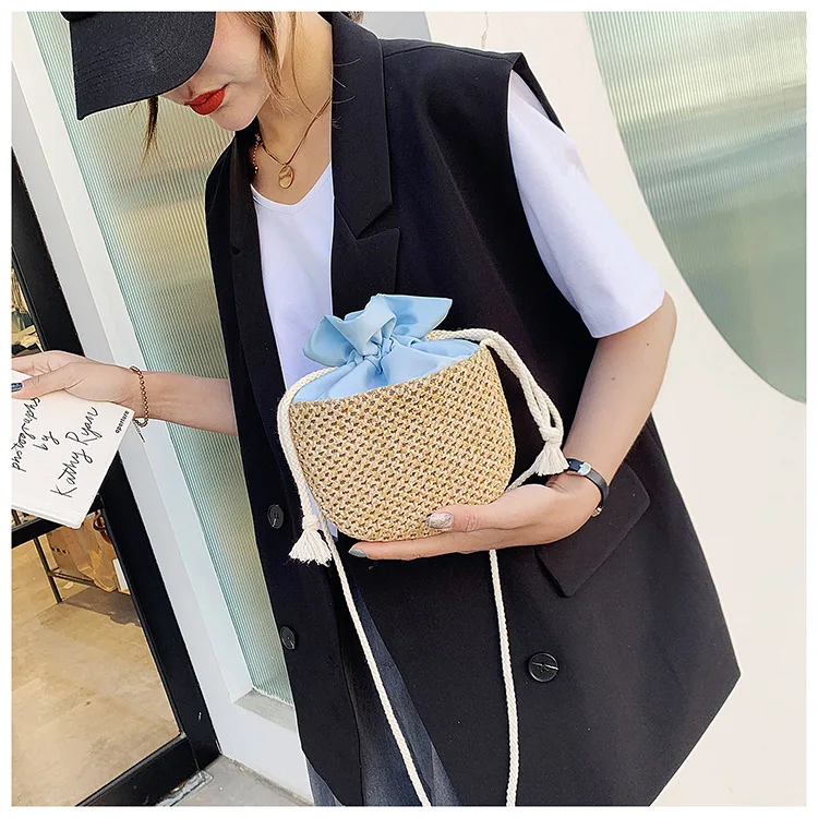 Petit sac bandoulière en osier