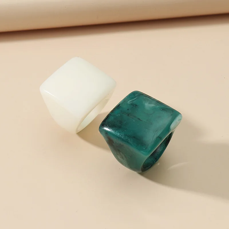 Ring Set Trend Korea White Green Rings For Women Finger Jewelry Acrylic Resin Travel Rings Vintage Fashion Girls Birthday Gifts
