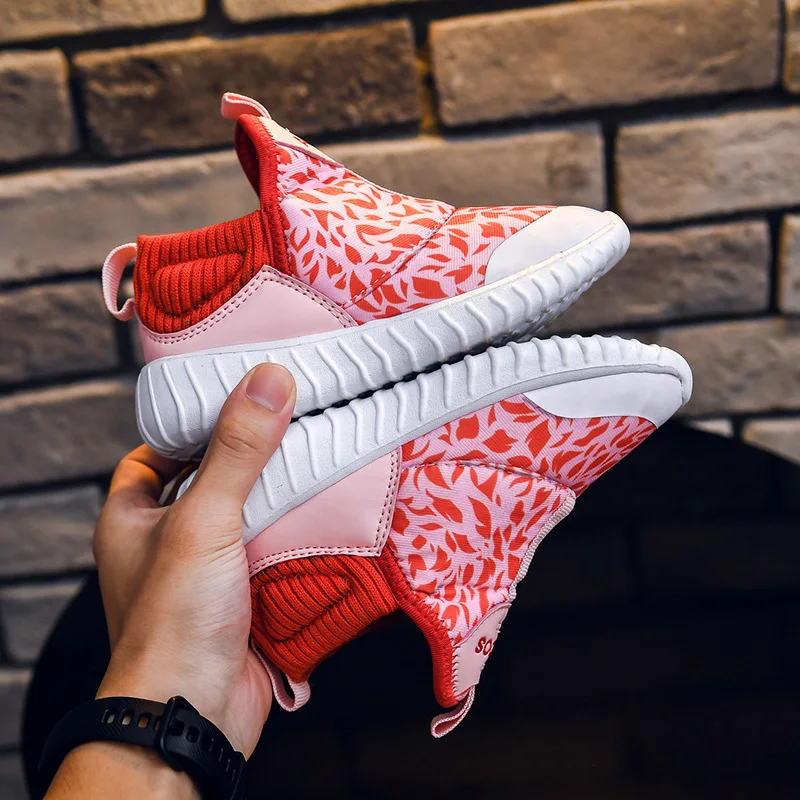 

New Kids Boys Girls Sport Running Shoes Slip On Breathable Casual Shoes For Children Fashion Sneakers Lightweight Baby Trainers