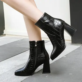 

2019 New Women Boots Pu Square High Heel Ankle Boots Fashion Pointed Toe Zipper Autumn Winter Woman Shoes Black White Blue Red