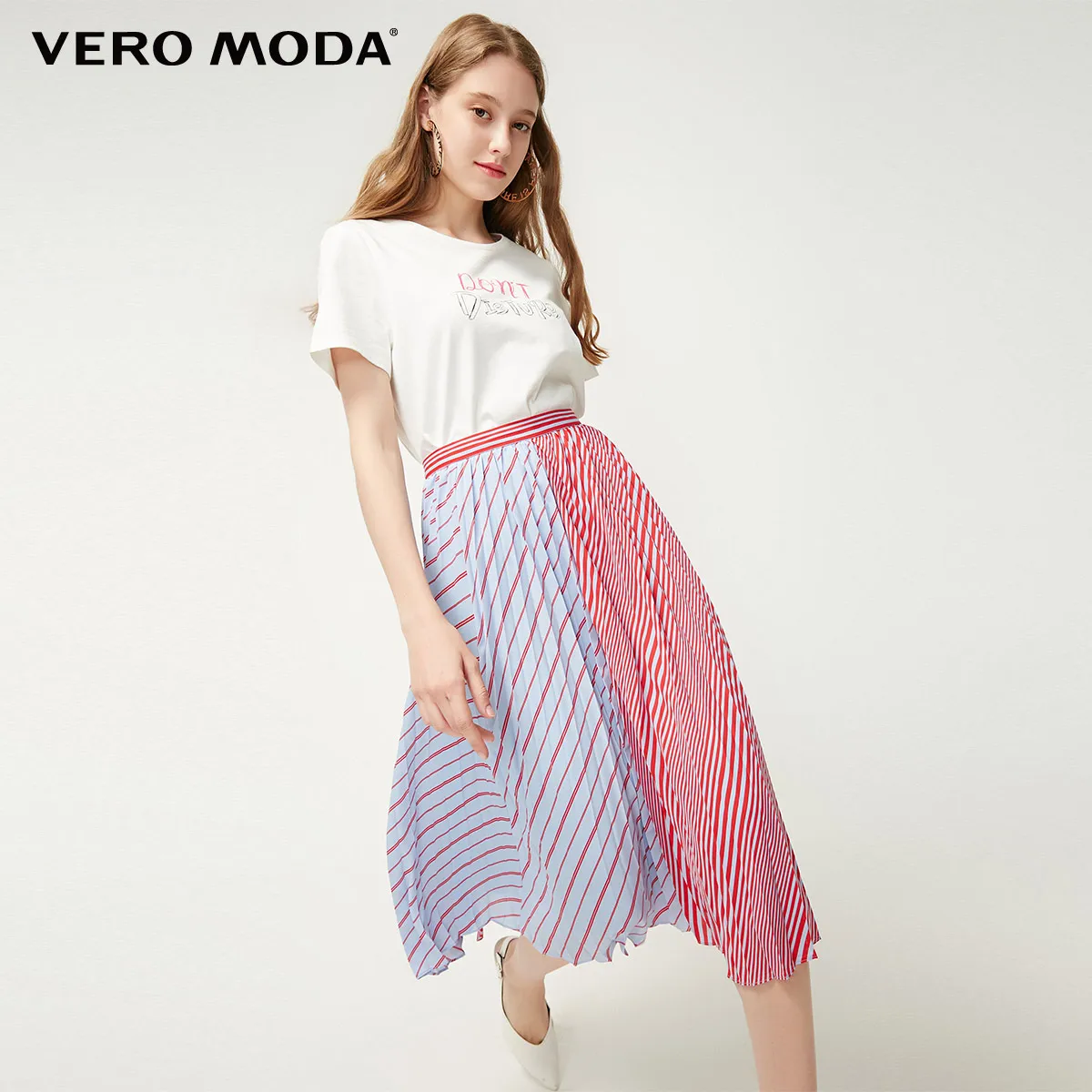 Vero Moda Женская Полосатая юбка средней длины | 319116558 - Цвет: Soft blue