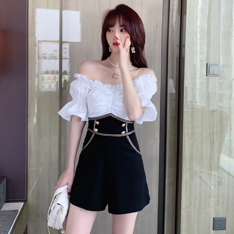 2020 summer new sexy Jumpsuit one shoulder black and white high waist show thin Jumpsuit hot pants Jumpsuit