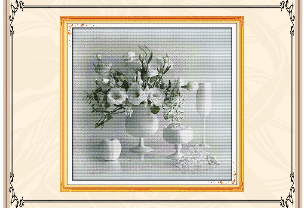 H328-03367-白色花瓶5