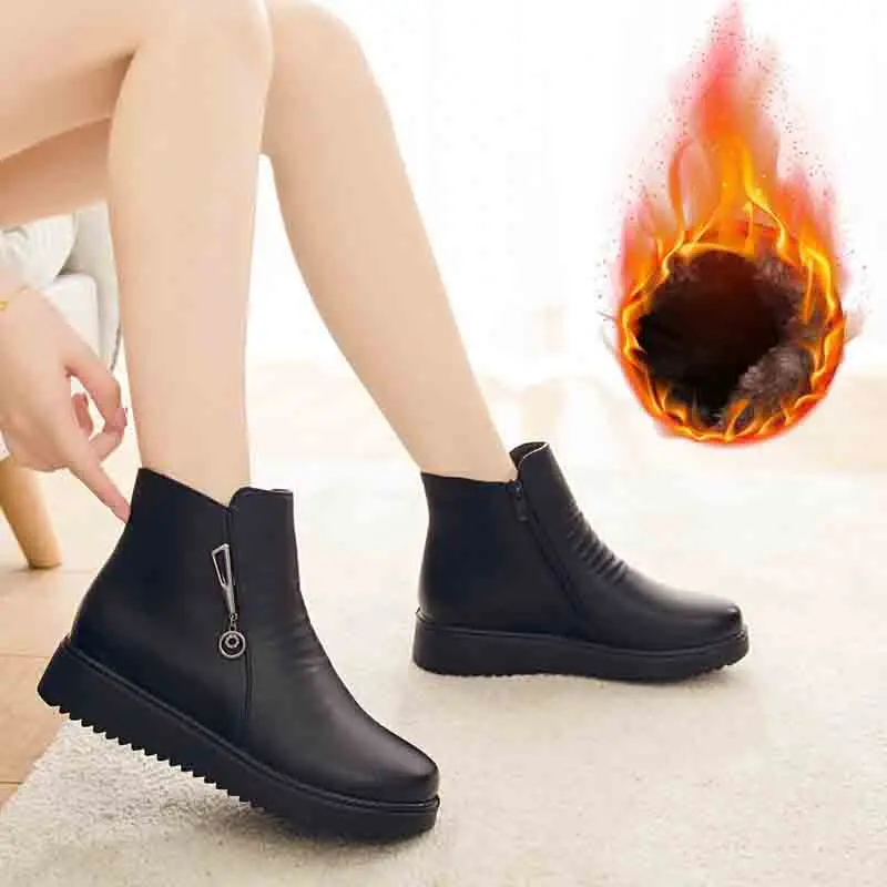 

Women Fashion Solid Leather Ankle Thick Martin Boots Round Toe Platform Shoes Outdoor PU Leather Winter Female Shoes C054