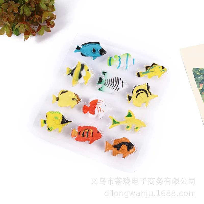 Mini Oceans Animal Model Dinosaur Crocodile Sea Fish Children Play with Water Cognitive Toy Fight Inserted Inlaid