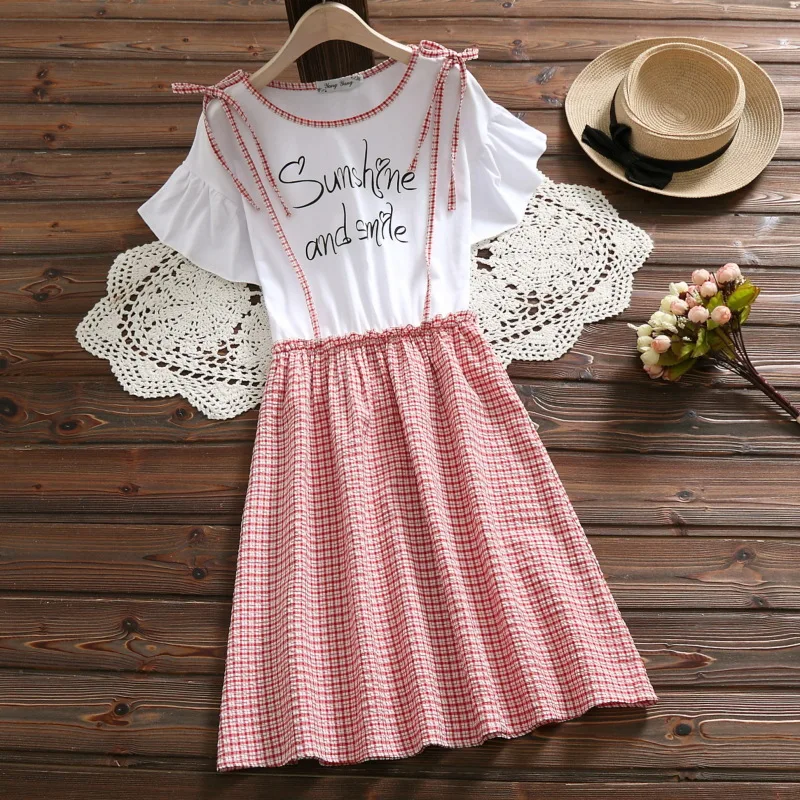 

Photo Shoot 2019 Summer New Style College Style Mock Two-Piece Embroidered Suspender Strap Short Sleeve Full Body Dress