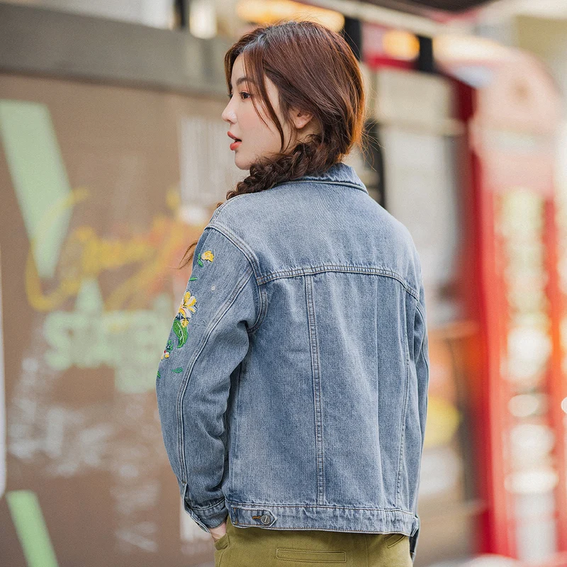 Tanie INMAN 2020 wiosna artystyczne literacki haftowany bawełniany kwiat kilka kieszeni myte Technic luźny styl eleganckie dżinsy kobiet płaszcz