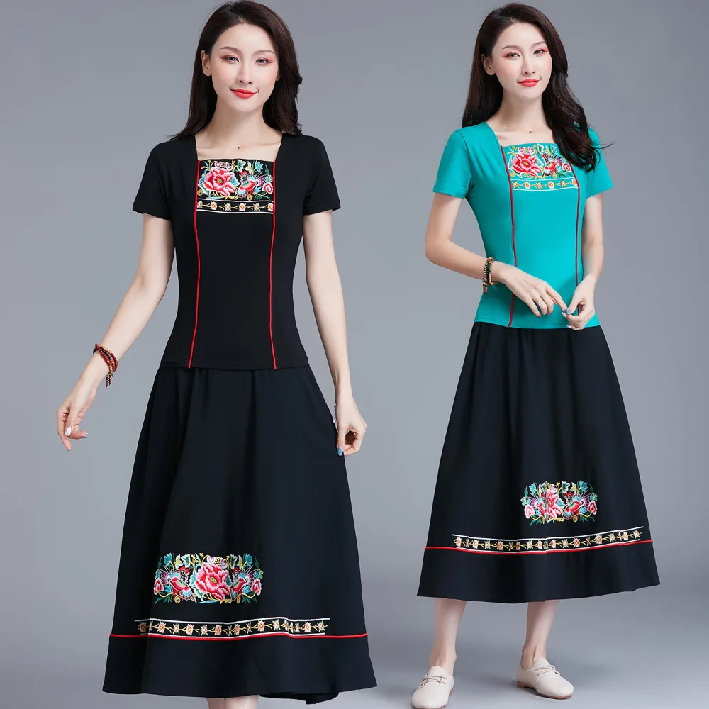

Set Summer Wind Short Sleeve Square Collar Large Size T-shirt Tops Retro Flowers And Birds Embroidered Cotton Linen Half-length