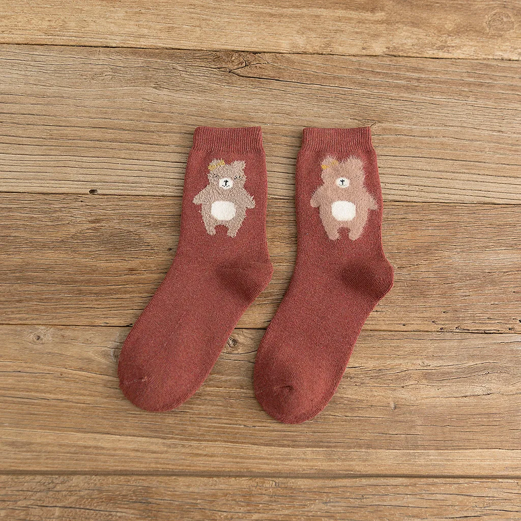 harajuku style Winter 5 Pairs Of Women Middle Tube Cotton Print Socks Cute Bear Style Ladies Warm Socks set of women's socks