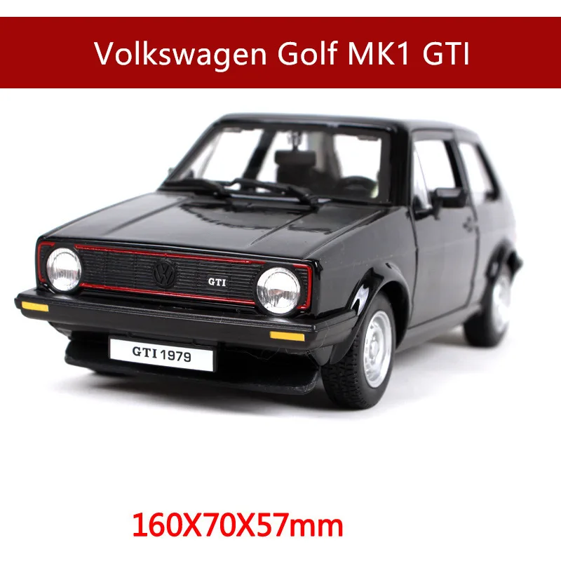 Bburago 1:24 1979 Volkswagen Golf GTI модель автомобиля из сплава Модель автомобиля украшение коллекция Подарочная игрушка - Цвет: Черный