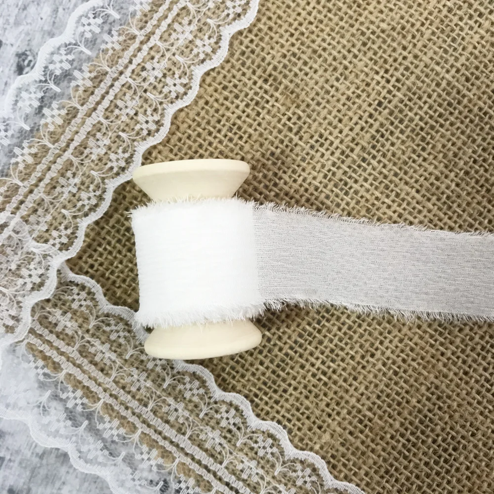 Ins style 25 мм 32 мм 40 мм 50 мм 2mts чистый шелк потрепанный край креп шелковая лента для свадьбы посылка ленты с деревянной упаковкой