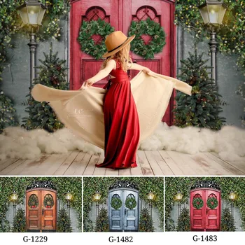 

Mocsicka Christmas Vintage Wooden Door Photography Backdrops Street Light Christmas Tree Decor Photocall Background Photo Studio