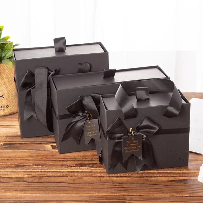

Kraft Paper Packaging Gift Box Bag With Handles For Valentine's Day Weddings Bowknot Jewelry Packaging Box Handmade Soap Box Hot