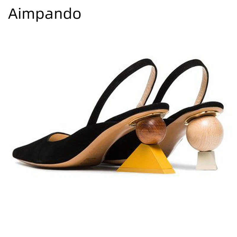 Уникальные женские тапочки на квадратном каблуке; Индивидуальный квадратный носок; замшевые туфли без задника с асимметричным необычным каблуком; женская обувь