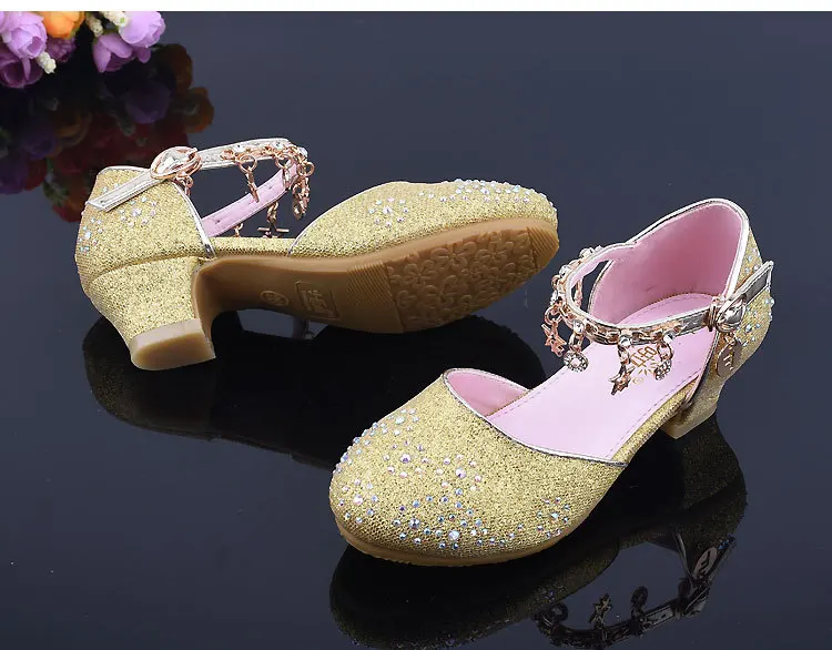 10392647929_1664689986