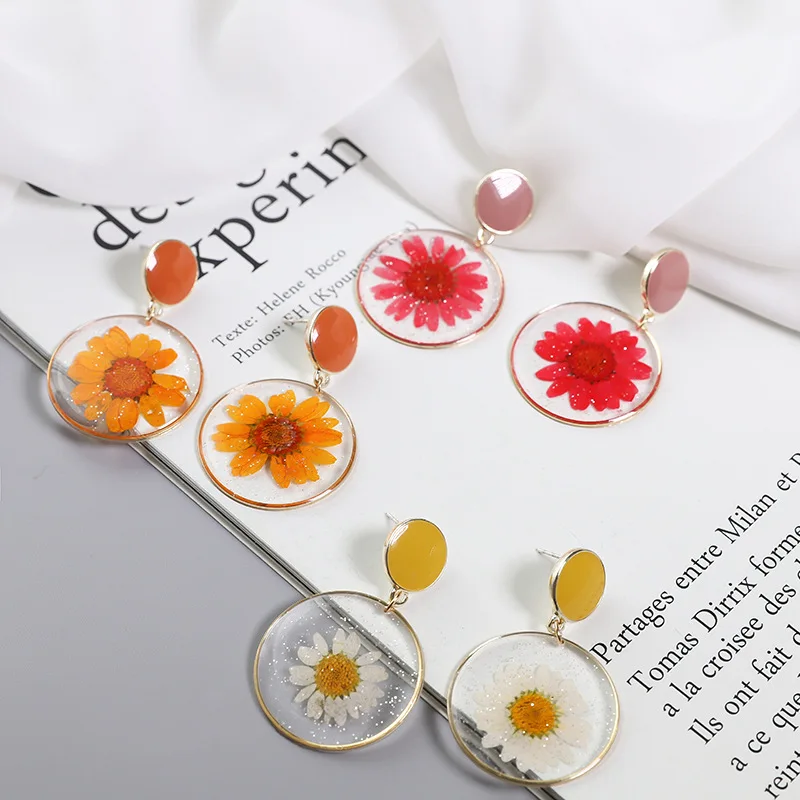 

Silver Needle Summer Korean Fashion Fresh Colorful Small Daisy Jewelry Sweet Girl Women Transparent Round Dangle Earrings