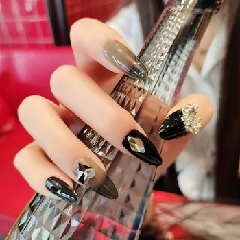 

24pcs Girl Black Transparent Peach Heart Rhombic Pattern Decor Long Style Wearable Full Cover Fake Nails with Glue DL