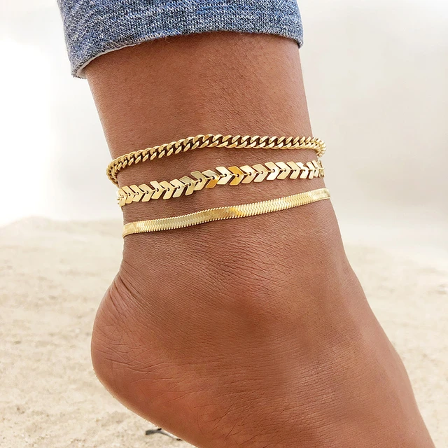 14K Yellow Gold Chain Ankle Bracelet with Round Hammered and Diamond Disc  Drops | Shop 14k Yellow Gold Anklet Anklets | Gabriel & Co