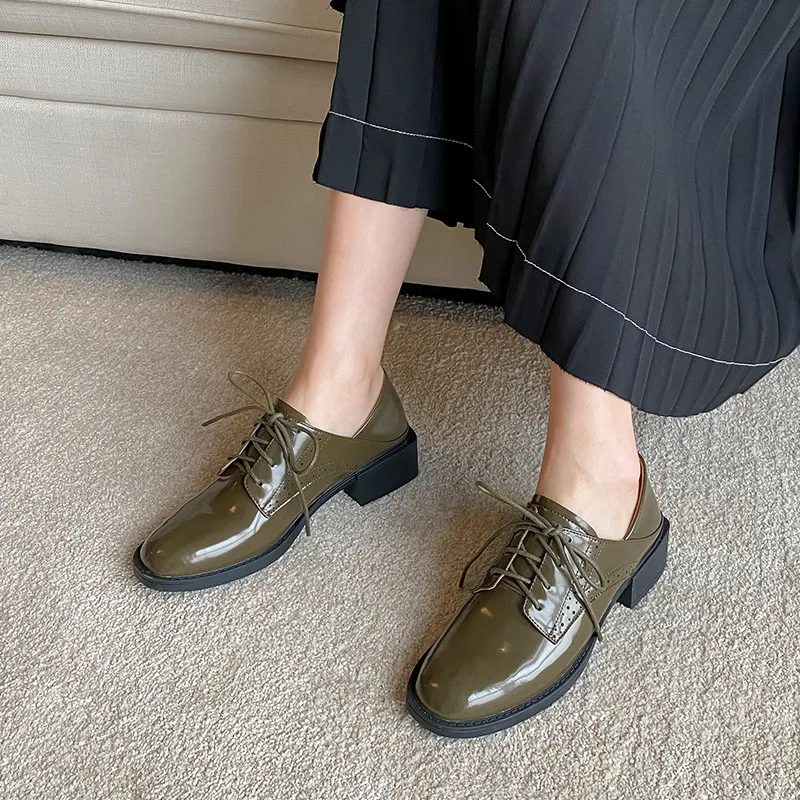 MoonMeek/; осенние женские туфли-лодочки из натуральной кожи; модная повседневная обувь на квадратном каблуке со шнуровкой; Цвет черный, зеленый; женская обувь; большой размер 40
