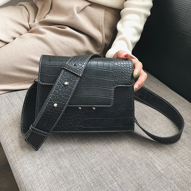 

Retro Small Bag Women's 2020 New Style Fashion Simple Crocodile Pattern Shoulder Ulzzang Shoulder Bag bai da xiao Square Bag