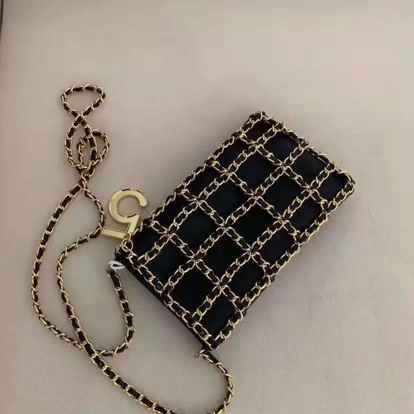 2020 Online Celebrity New Style Graceful Cowhide Woven Shopping Bag Rhombus Metal Chain Shoulder Large Capacity Bag 2020 Online Celebrity New Style Graceful Cowhide Woven Shopping Bag Rhombus Metal Chain Shoulder Large Capacity Bag