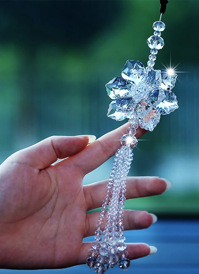 New car pendant crystal petals car-mounted decorative pendant rearview mirror female car decorative crystal ball white Pendant