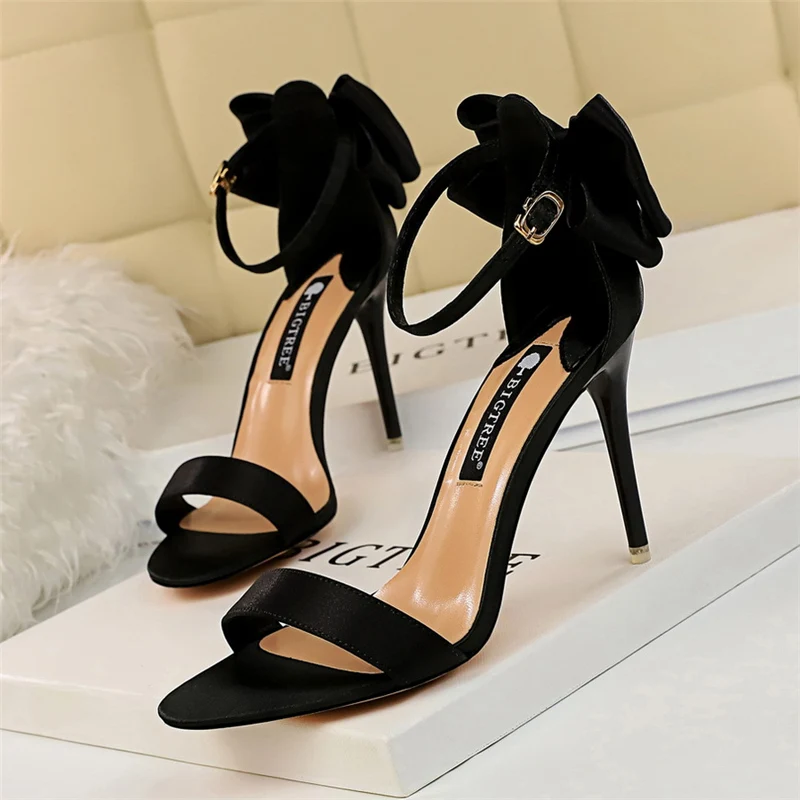 IMG_2549_调整大小鞋头加长一点点不覆盖