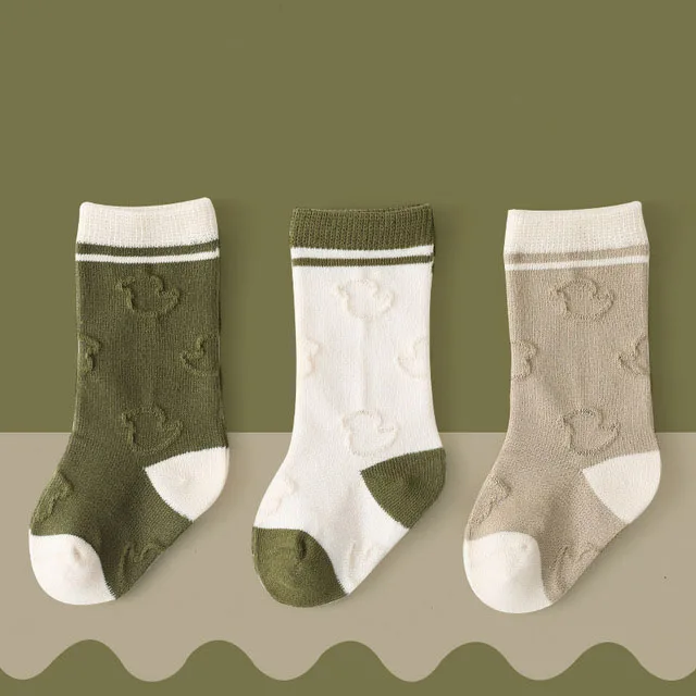 Рисунок 6 - Осенне-зимние длинные носки для новорожденных