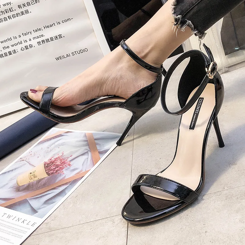 

Qs888-12 Summer 2019 New Style Versatile Star Celebrity Style A- line Buckle High Heel Shoes Women's Fairy Thin Heeled Sandals