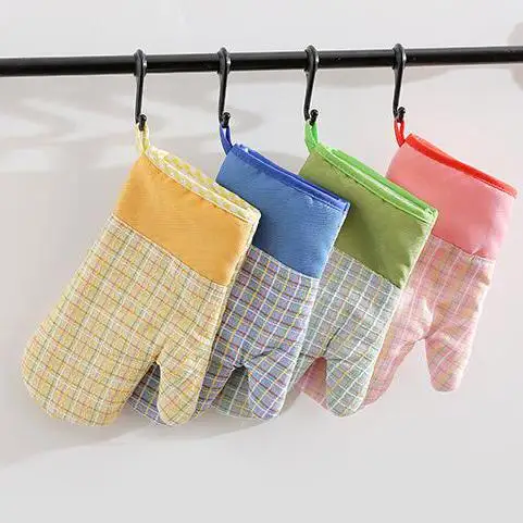 

cotton thickened microwave gloves high temperature heat insulation heat shield Family use