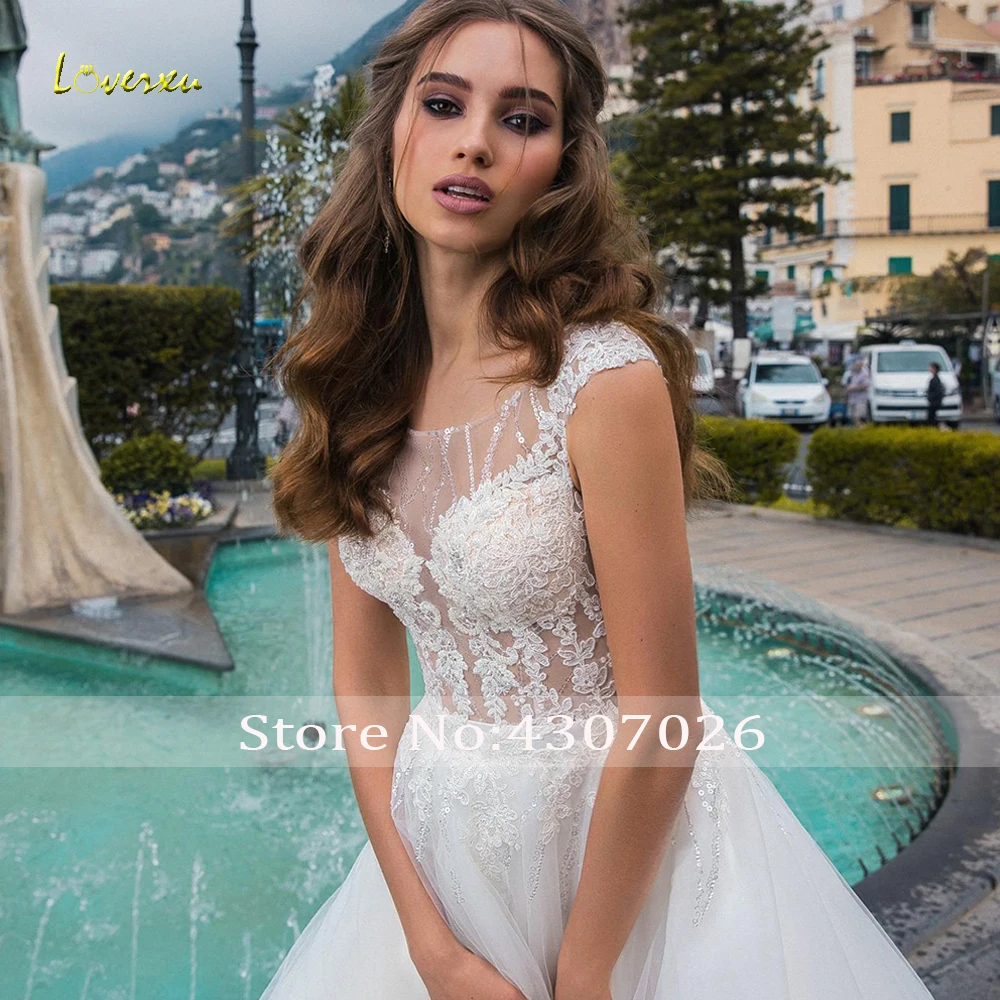 Loverxu бальное платье с глубоким декольте, свадебные платья, Аппликации, расшитые блестками, рукав-крылышко, пуговица, платье невесты со шлейфом, свадебные платья размера плюс