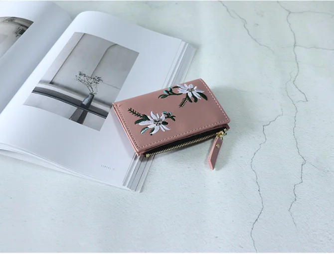 2022 New 1PC Women Girls Cute Short Wallet Coin Purse Clutch Pocket Small Credit Card Holder