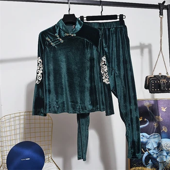 

Fashion Gold Velvet Women Set Autumn Winter New Vintage Embroidery Long Sleeve Pullover Tops + Harun Little Pants Two Piece Set