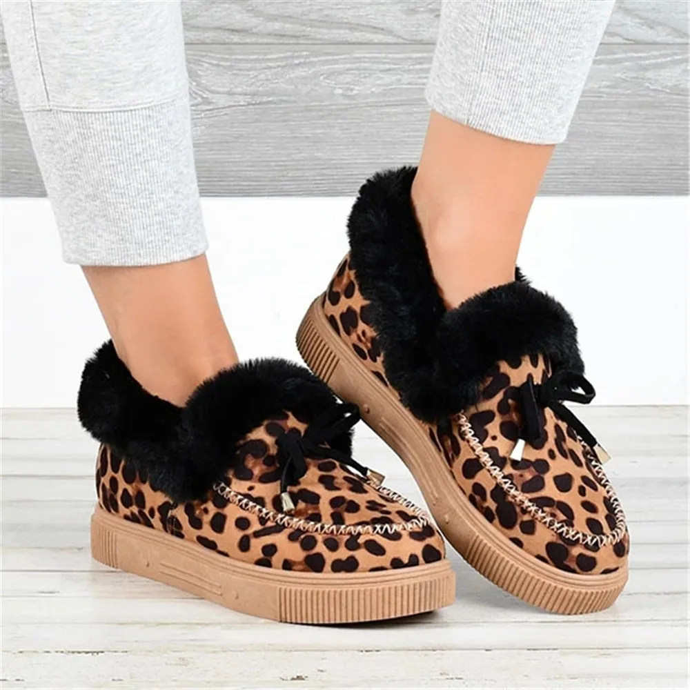 Leather-Wool-Winter-Flat-Shoes-Woman-Warm-Snow-Boots-Ladies-Fur-Ankle-Boots-Plus-Size-Bee (1)