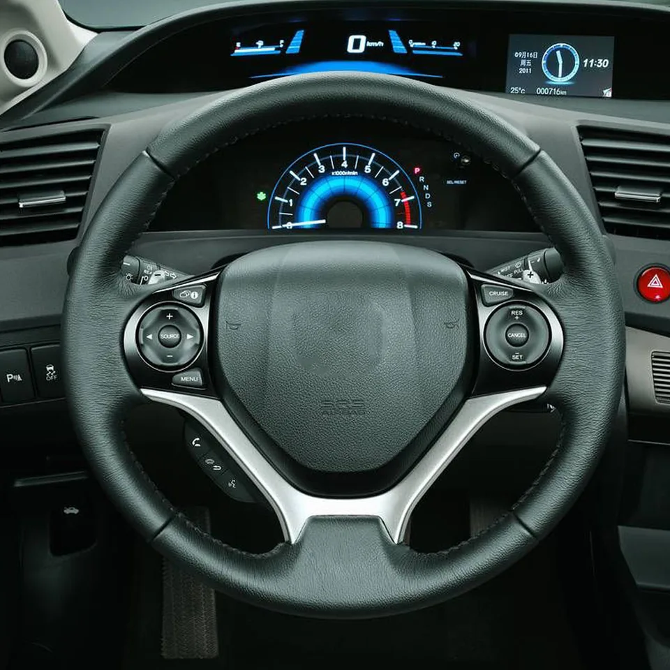 P-1 Racing シビック FC/FK スポーツステアリング Buddy Club P-1