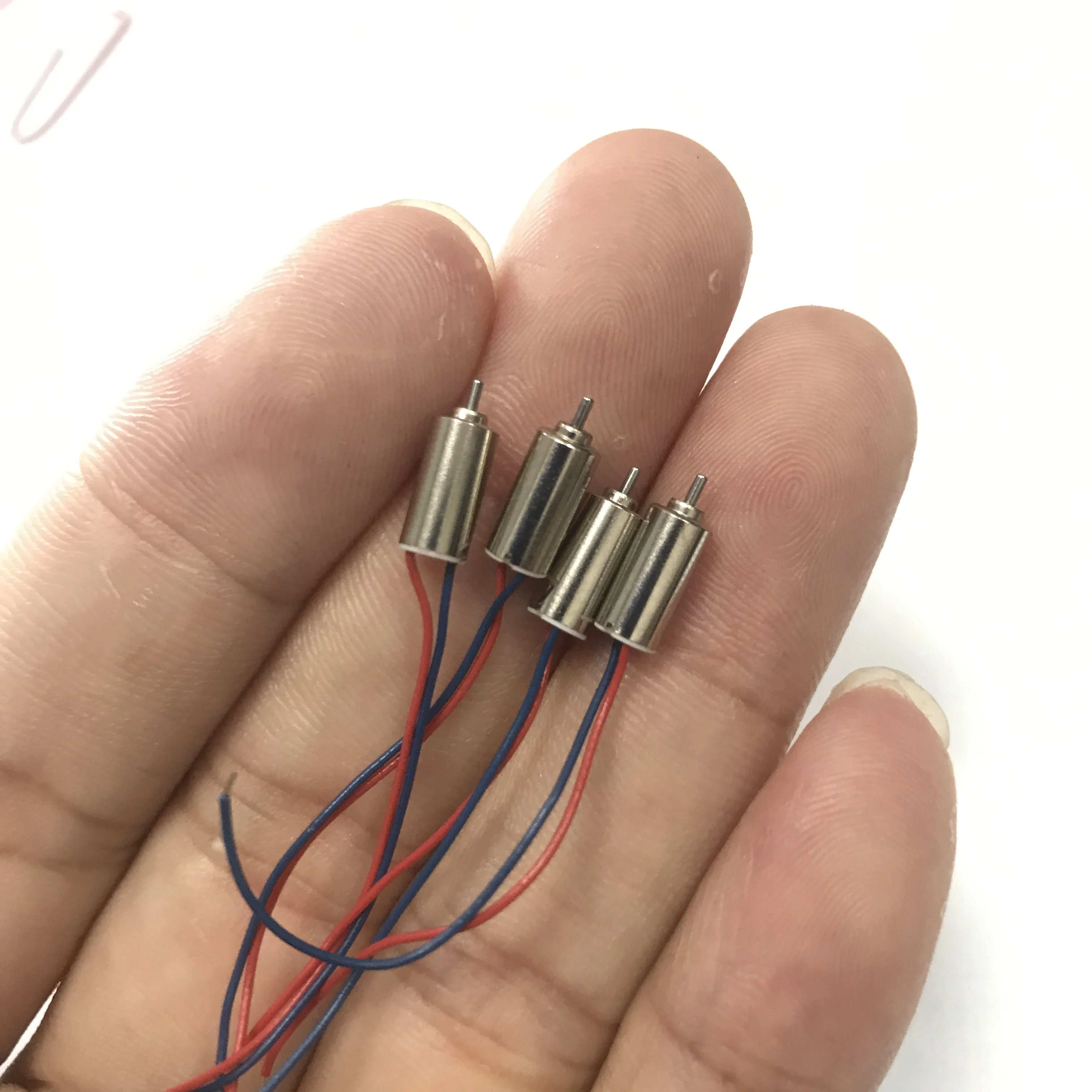 4PCS 4mm*8mm DC 1.5V-3V 28000RPM High Speed Mini 0408 Coreless Tiny Micro Motor Engine for RC Drone Toy Quadcopter DIY