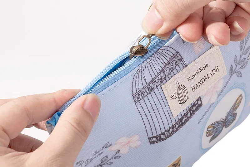 FUDEAM Polyester Rose Flower Bird Pattern Women Cosmetic Bag Toiletries Storage Organize Waterproof MakeUp Bag Portable Wash Bag