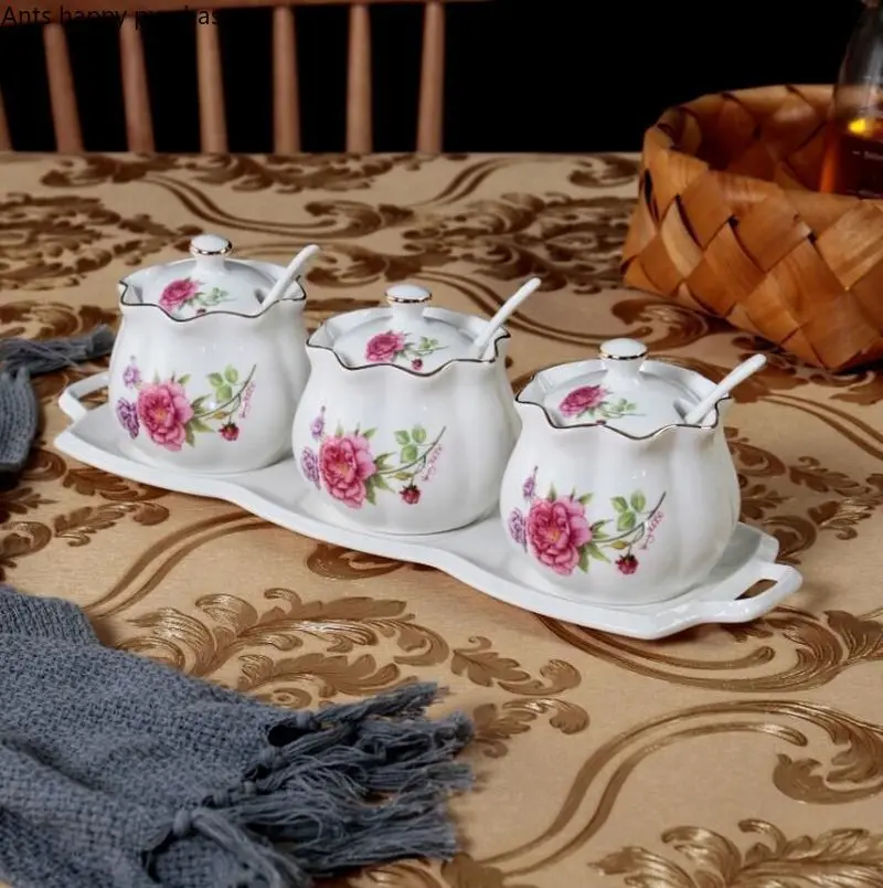 Керамическая кухонная банка для специй, комплект из трех предметов, европейский стиль, бытовая коробка для приправ, комбинированная ложка с крышкой, солевая сахарница