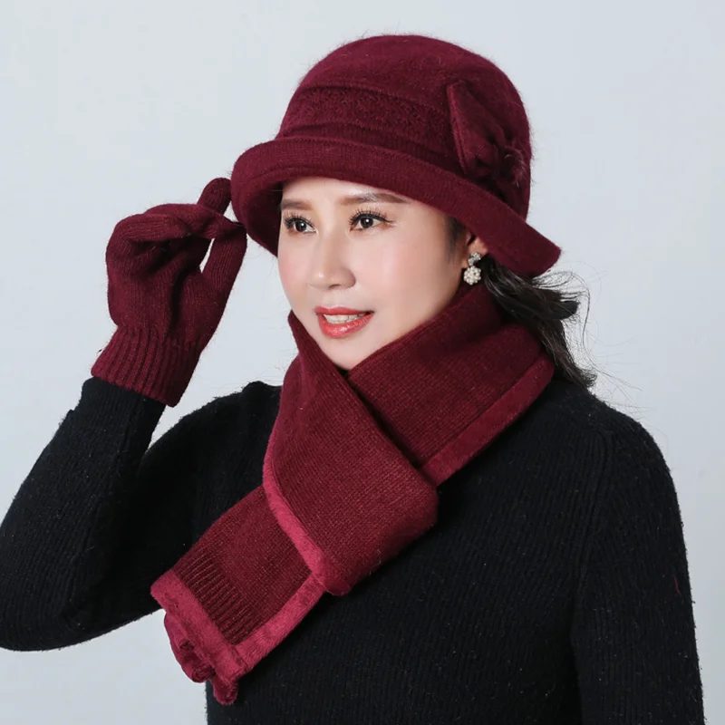 Bing Yuan Hao Xuan Winter Warm Knitted Hat And Scarf gloves Hat Warm Knitted Hat Winter Beanie Hat For Woman - Цвет: wine red