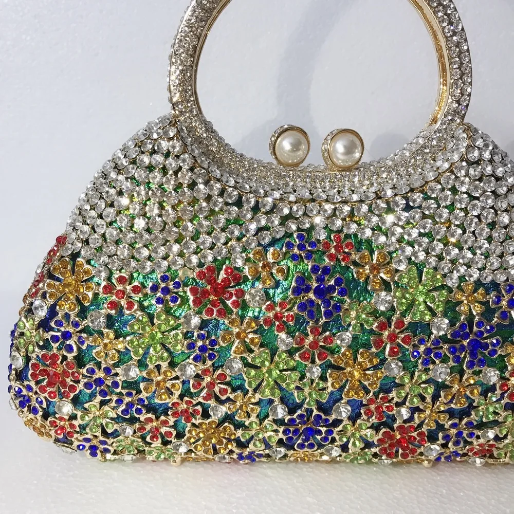 12326417055_1272646518