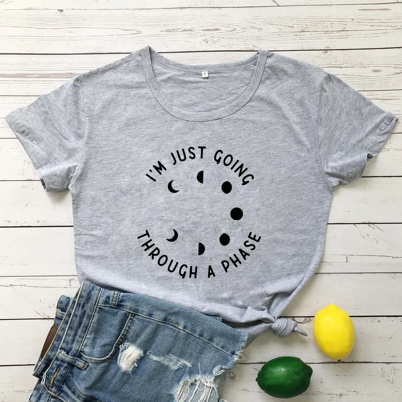 gray-black text Футболка с надписью I'm Just ging A Phase черная Готическая футболка с изображением небесной Луны ведьмы повседневные женские черные футболки с графическим изображением ведьмы - Цвет: gray-black text