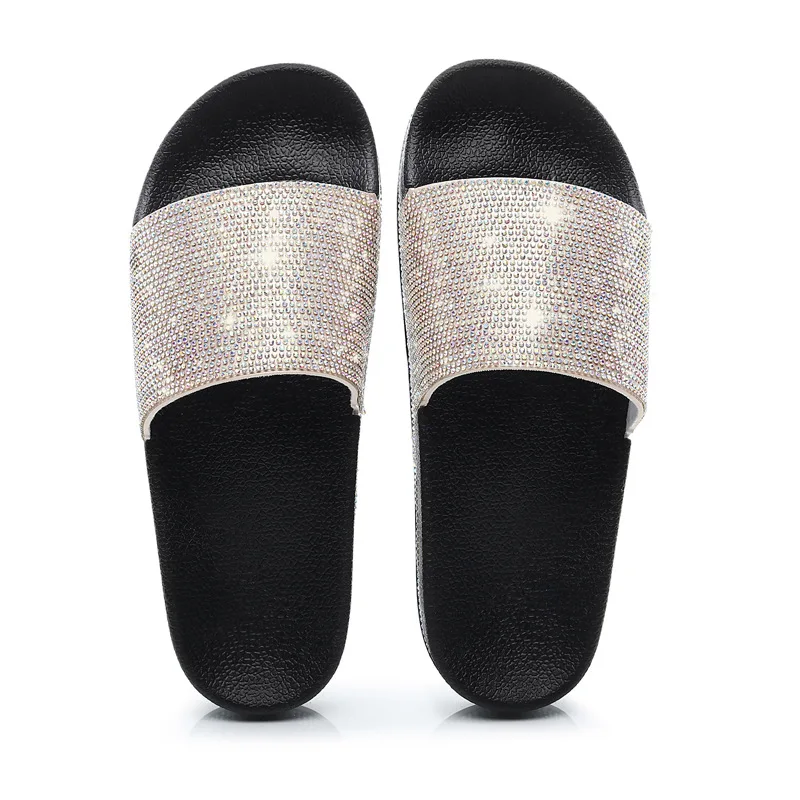 

2020 Diamond Female Slippers Fashion Casual Slip on Ladies Flip-Flops Thick Bottom Rhinestones Comfortable Summer Shoes Woman