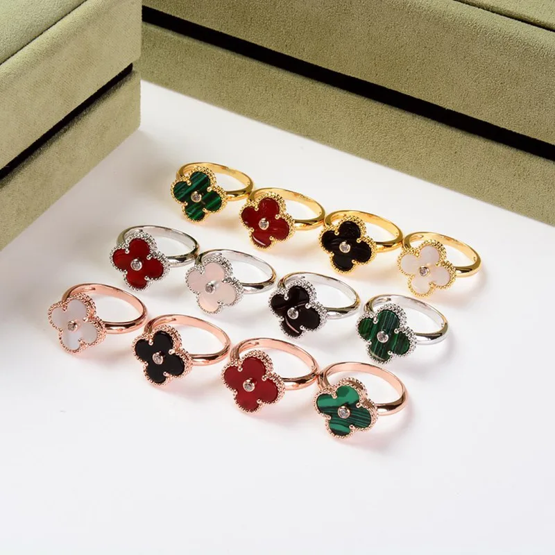 

Hot women's ring jewelry exquisite four-leaf clover fashion personality smooth face to send a gift of love 2019 new