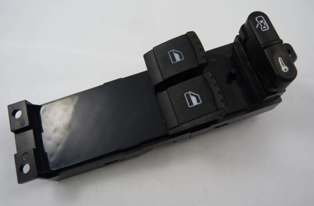 2689443111_592149952