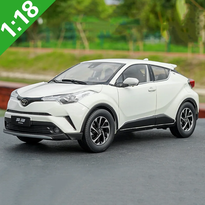 

1:18 sacle original IZOA alloy simulation car model diecast metal vehicle toy collection display souvenir kid adult gift display
